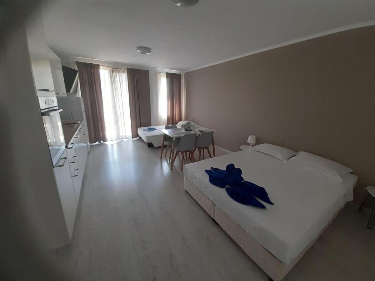Summer Apartments Kabakum ゴールデンサンド エクステリア 写真