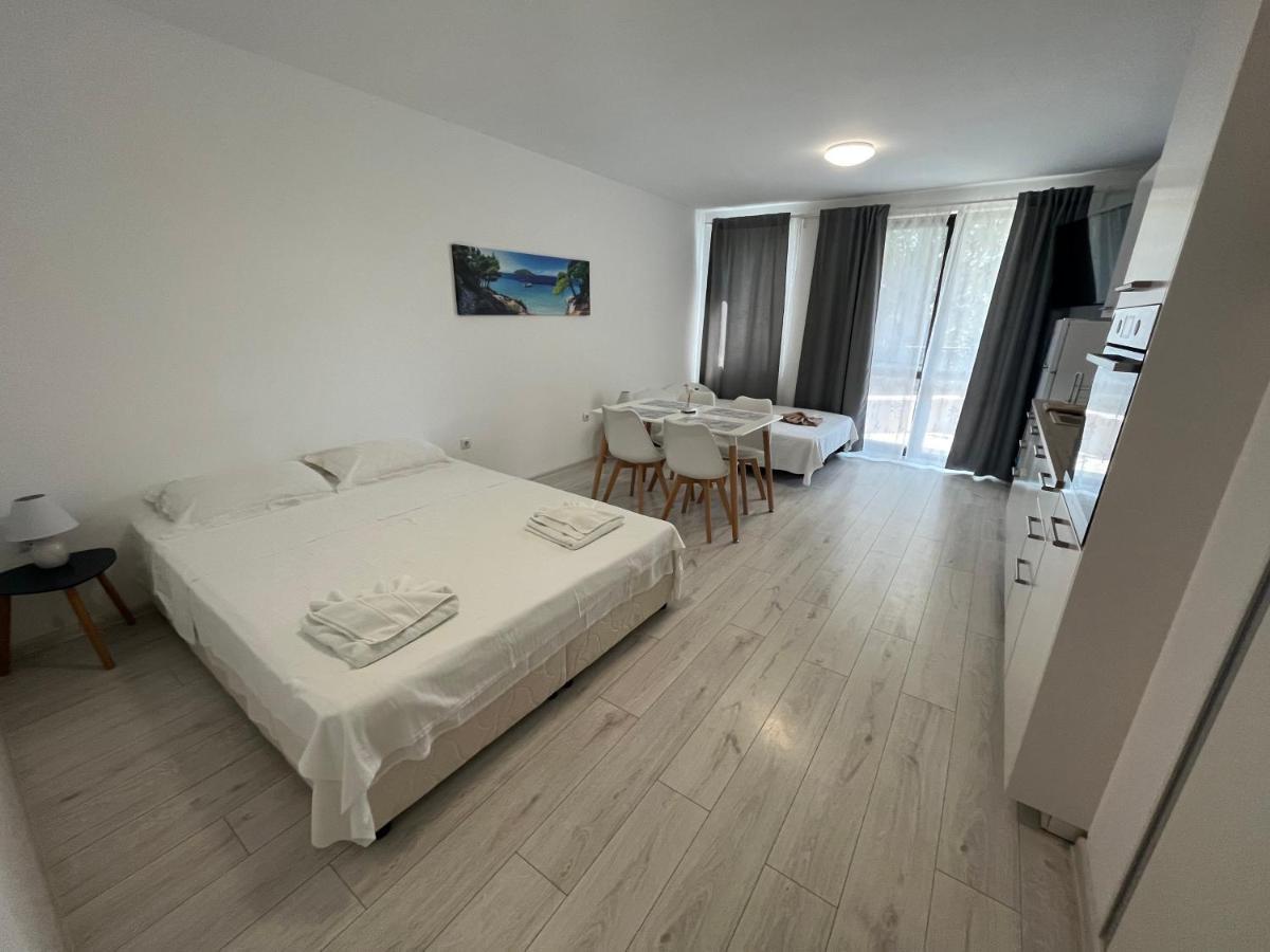 Summer Apartments Kabakum ゴールデンサンド エクステリア 写真